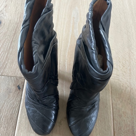 VIntage Black Booties - Size 38 / 7.5 - Picture 2 of 5